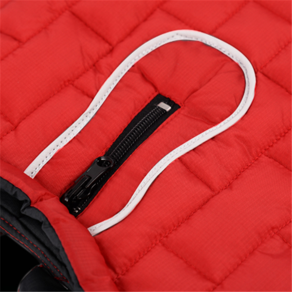 Zweifarbig karierte Hundekleidung